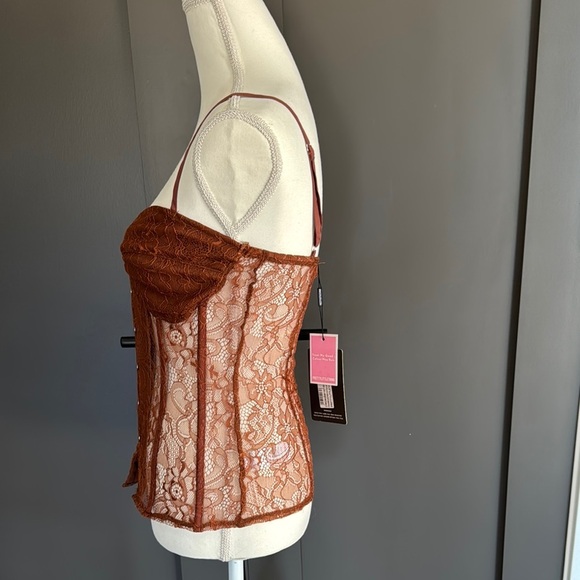 NWT PrettyLittleThings Chocolate Lace Hook Corset Size 8 - Picture 3 of 10